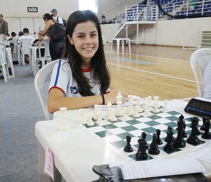 Adolescente de Lacerdópolis vai disputar Campeonato Mundial de